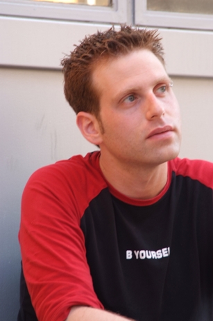 lior yardeni small