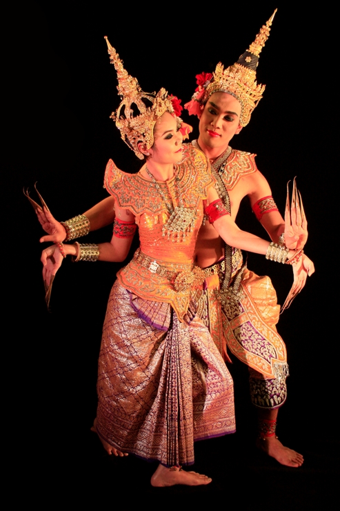 thai dance costumes