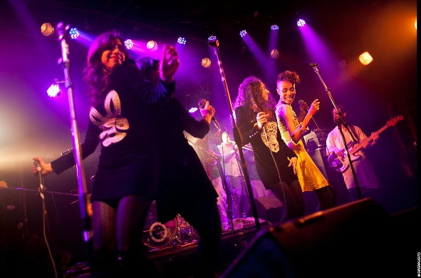 Ester Rada and the Haim sisters - Tagel, Tair and Liron/Photo: Muperphoto