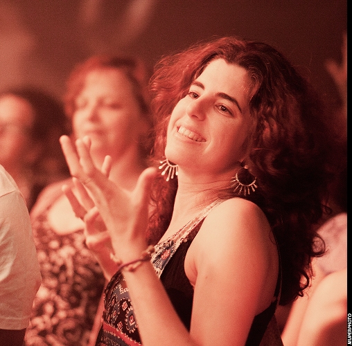 A happy fan at the Shye Ben Tzur concert/Photo: MuperPHOTO