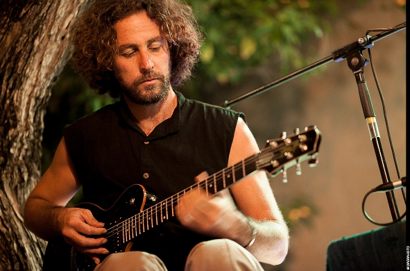 Udi Ben Cnaan at the East and West House concert/Photo: MuperPHOTO