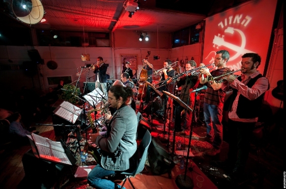 Avi Lebovich & the Orchestra/Photo: Muperphoto