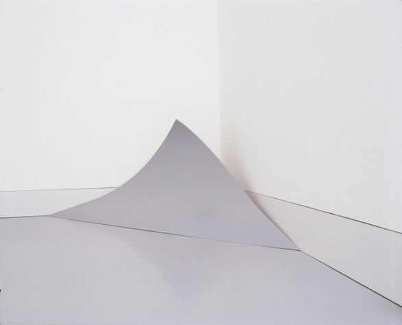 Gideon Gechtman (d. 2008), Collapsible Floor, 1973 (reconstructed 2007, Petach Tikva Museum of Art), steel, industrial oil paint. Courtesy of Bat Sheva and Noam Gechtman
