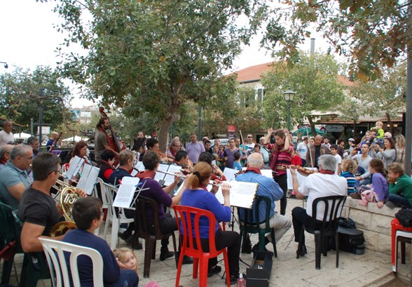 Moshavot Orchestra