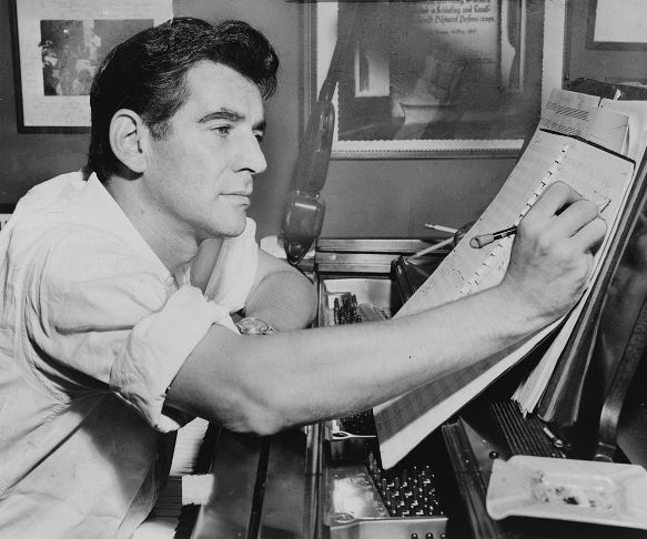 Leonard Bernstein 1955/Photo: Al Ravenna, World Telegram staff photographer, Library of Congress. New York World-Telegram & Sun Collection