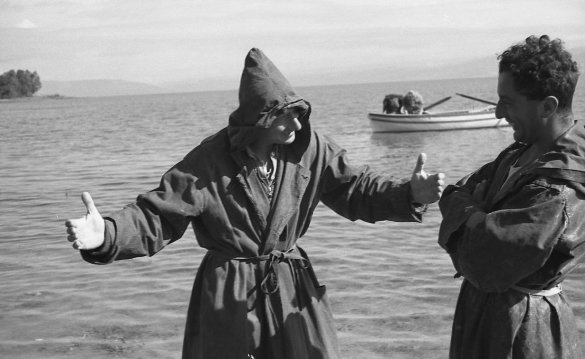 Fishermen/Photo: Naftali Oppenheim