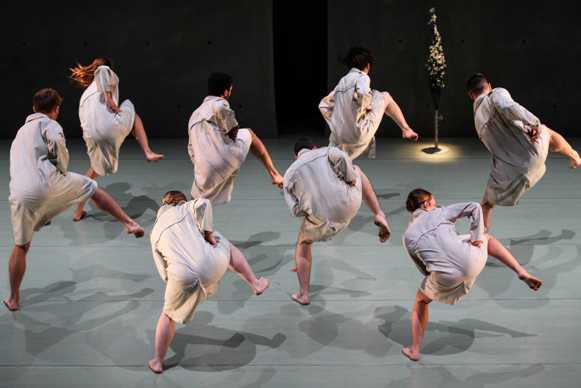 Wrapped/Photo: A. Pollak