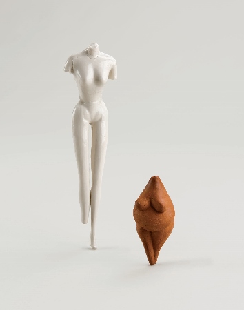 Barak Twito - Dolls Figurines/Photo: Leonid Padrul