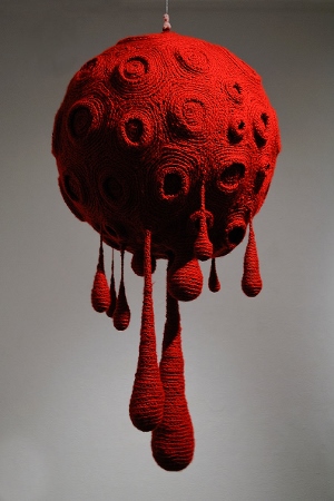 Gil Yefman, Blood Moon, 2016, knitting, collection of the artist, courtesy of Ronald Feldman, Fine Art, New York